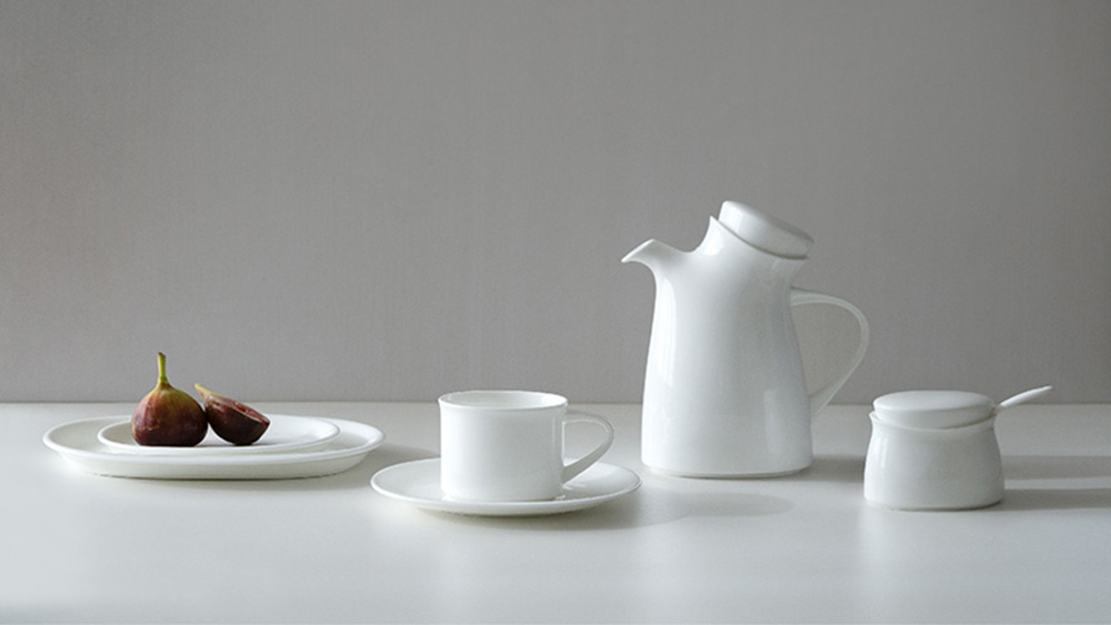 スウェーデン製/ニールンド作品陶磁器/ミッドセンチュリーモダン 約半 